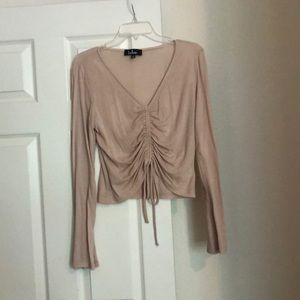 Lulu’s - Scrunch Top - Size M
